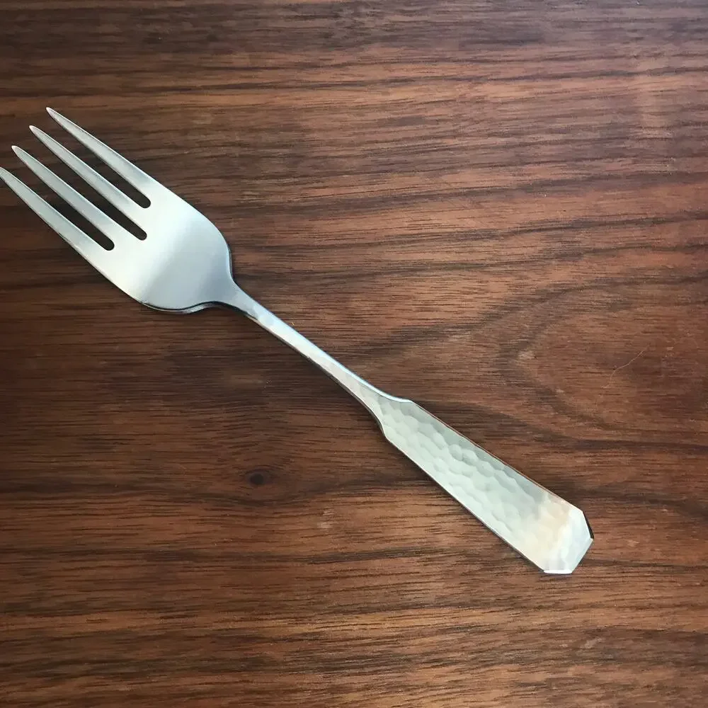 Reed & Barton COLONIAL FORGE Stainless Hammered Satin single salad fork (1)